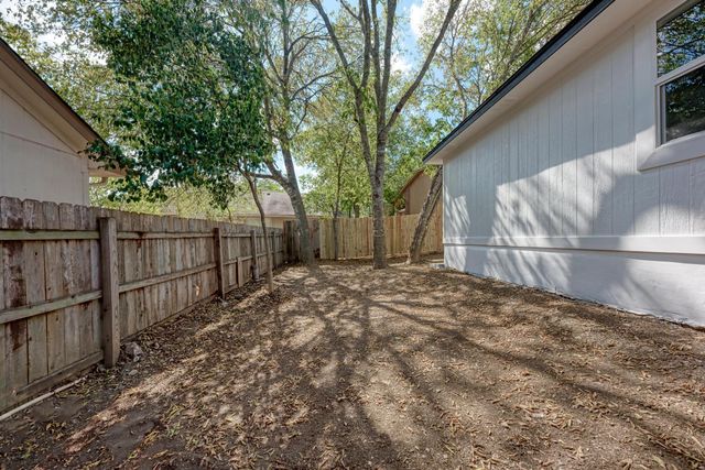 5805 Teri RD, Austin, TX 78744