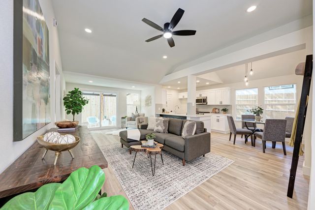5805 Teri RD, Austin, TX 78744