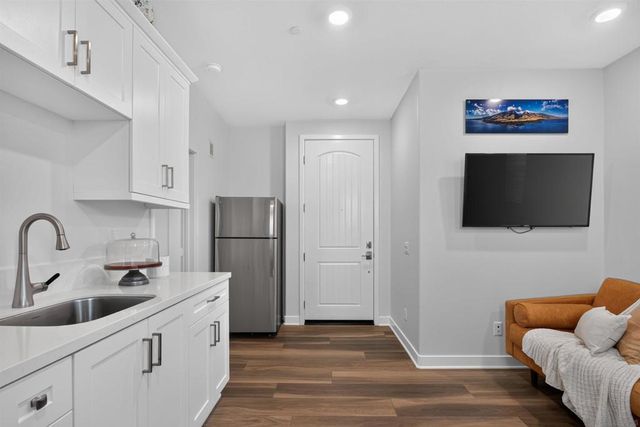 6617 Spartina Ct, Carlsbad, CA 92011