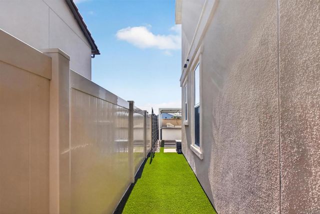 6617 Spartina Ct, Carlsbad, CA 92011