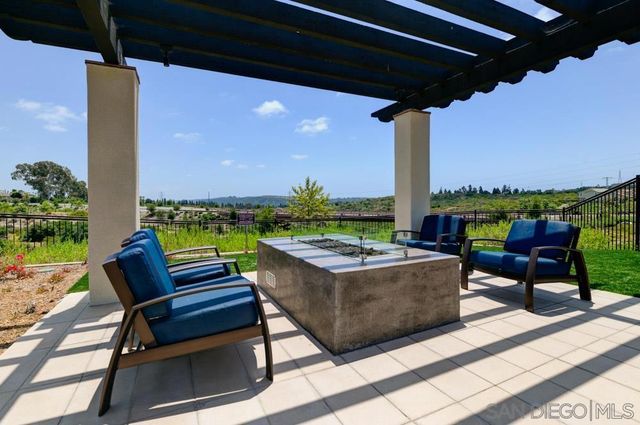 6617 Spartina Ct, Carlsbad, CA 92011
