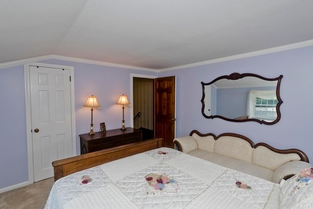 210 Steiger Dr, Westfield, MA 01085