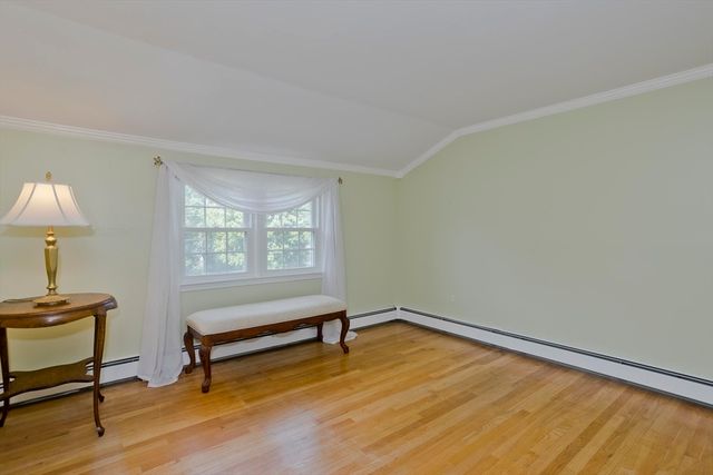 210 Steiger Dr, Westfield, MA 01085