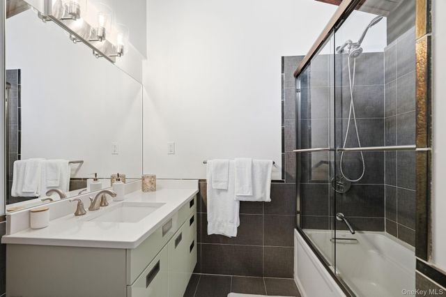 16 Park Hill Terrace, Dobbs Ferry, NY 10522