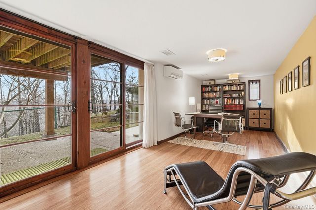 16 Park Hill Terrace, Dobbs Ferry, NY 10522