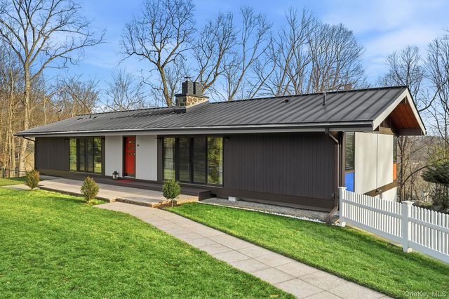 16 Park Hill Terrace, Dobbs Ferry, NY 10522