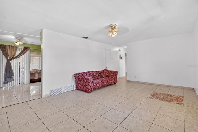 312 LA PAZ DRIVE, Kissimmee, FL 34743