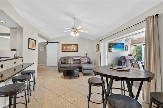 5060 Coldstream LN, Naples, FL 34104