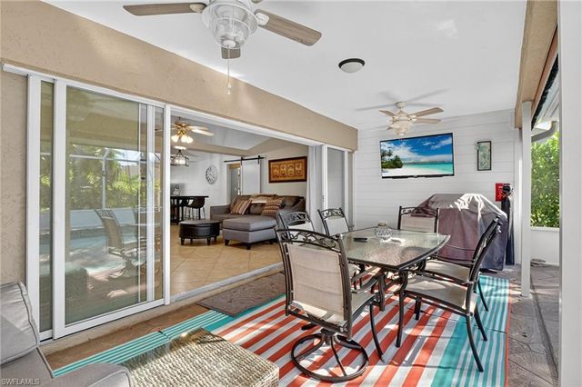 5060 Coldstream LN, Naples, FL 34104