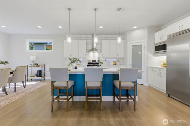 7204 Sinclair Avenue, Gig Harbor, WA 98335