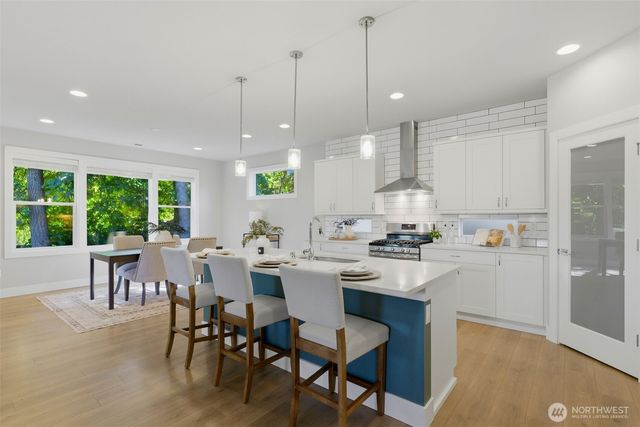7204 Sinclair Avenue, Gig Harbor, WA 98335