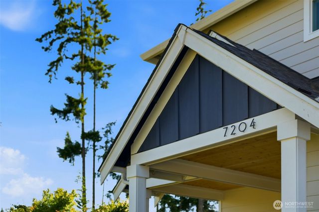 7204 Sinclair Avenue, Gig Harbor, WA 98335