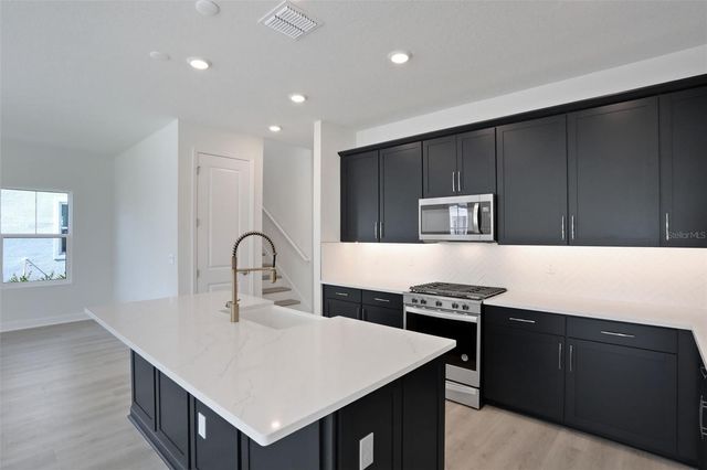 9015 ROTHMAN LANE, Lakewood Ranch, FL 34240