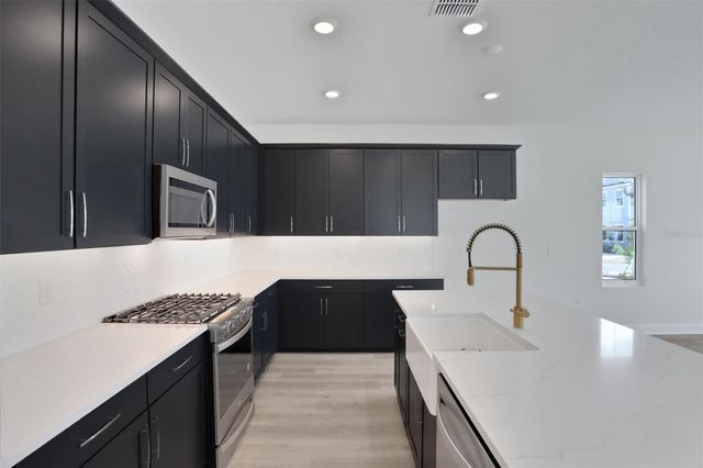 9015 ROTHMAN LANE, Lakewood Ranch, FL 34240