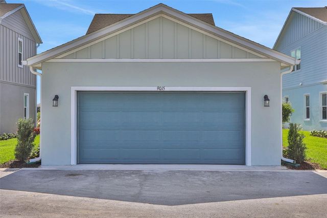 9015 ROTHMAN LANE, Lakewood Ranch, FL 34240