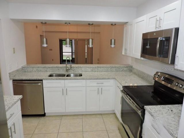 8238 SANDPOINT BOULEVARD, Orlando, FL 32819