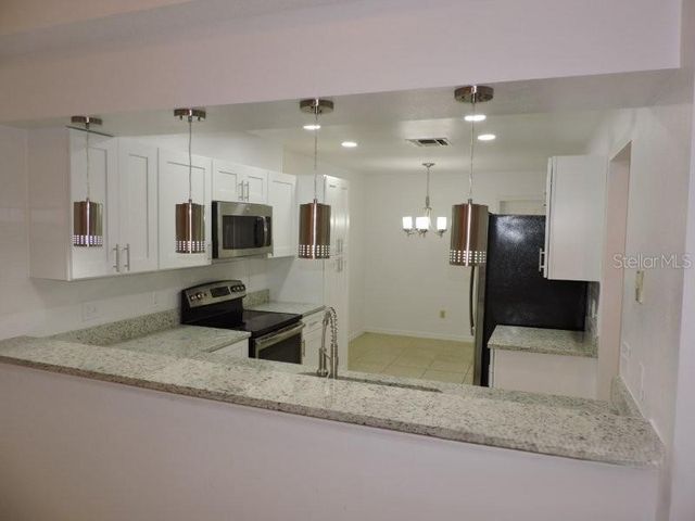 8238 SANDPOINT BOULEVARD, Orlando, FL 32819