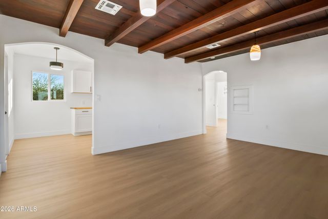 2621 N 14TH Street, Phoenix, AZ 85006