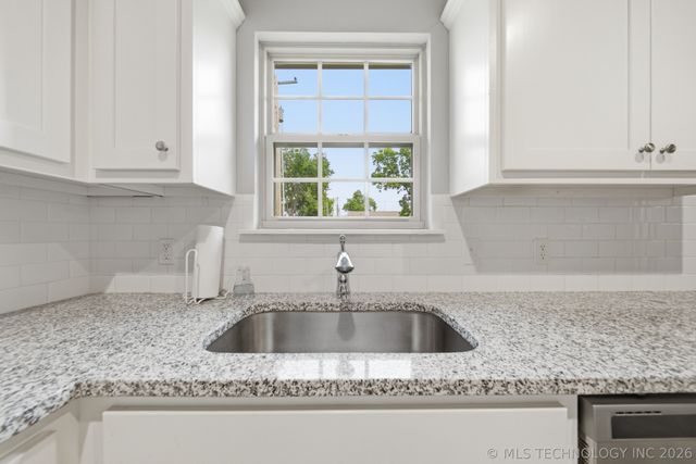 217 E Bryan Avenue, Sapulpa, OK 74066