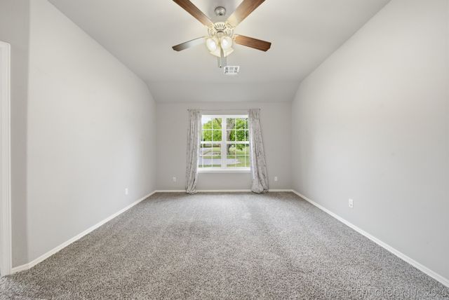 217 E Bryan Avenue, Sapulpa, OK 74066