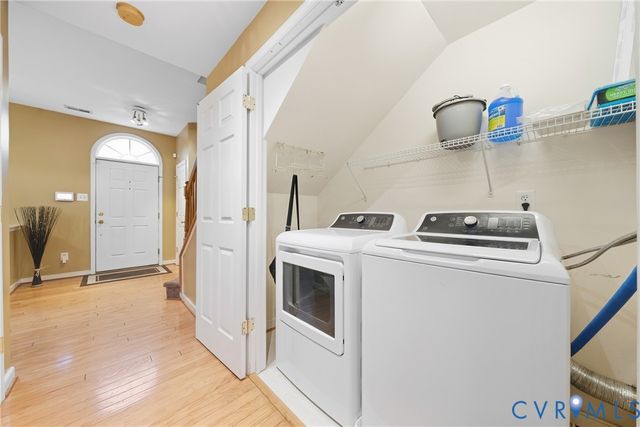 3207 Friars Walk Ln, Glen Allen, VA 23059