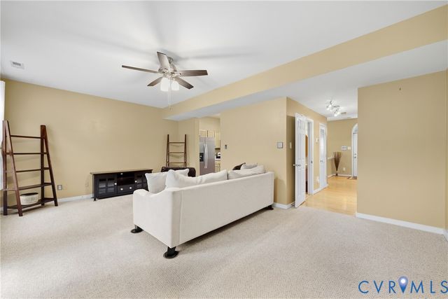 3207 Friars Walk Ln, Glen Allen, VA 23059