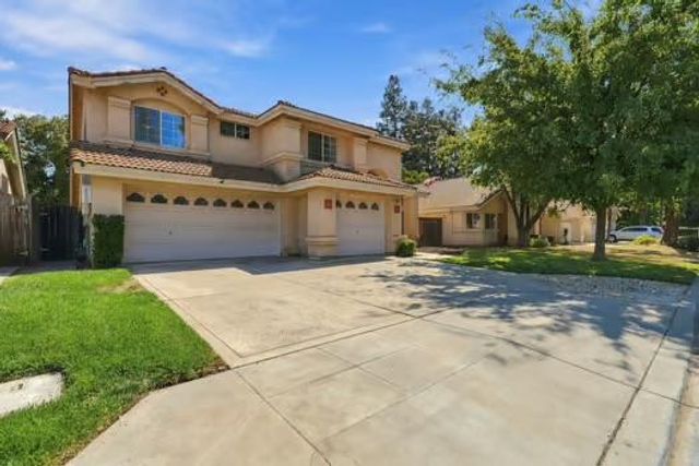 6664 N Wheeler Avenue, Fresno, CA 93722