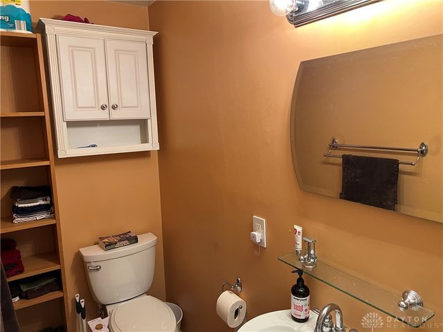 7711 Rothfield Drive, Huber Heights, OH 45424