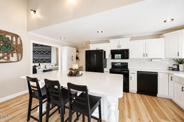 4594 Freedom Drive, Burlington, NC 27215