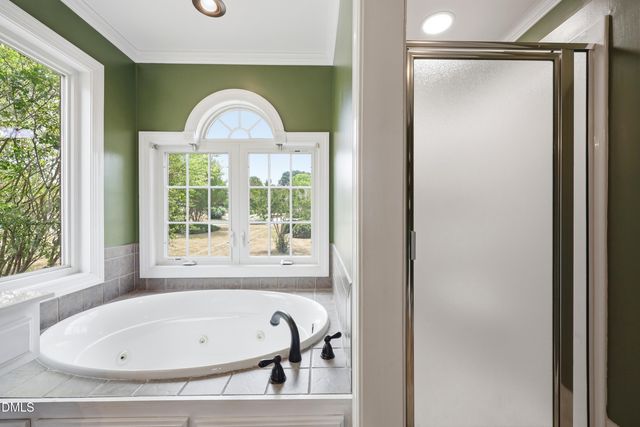 4594 Freedom Drive, Burlington, NC 27215