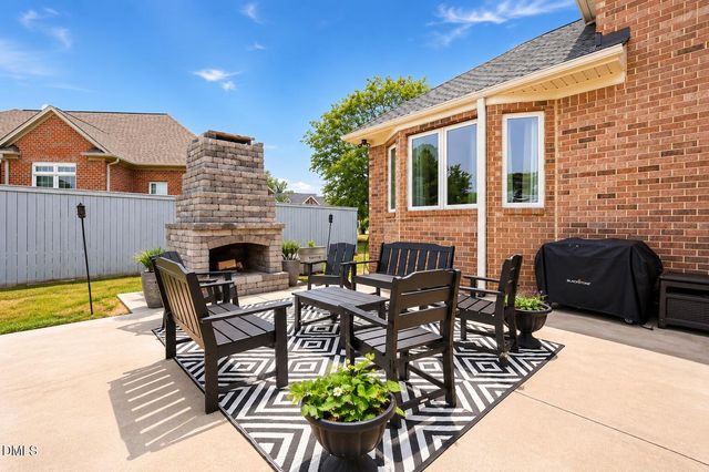 4594 Freedom Drive, Burlington, NC 27215