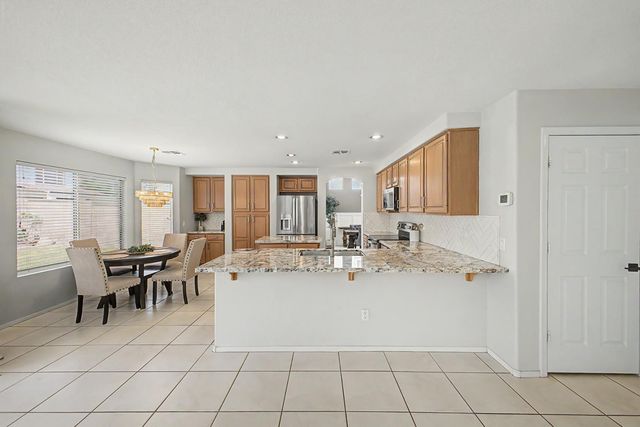 7464 W Potter Drive, Glendale, AZ 85308