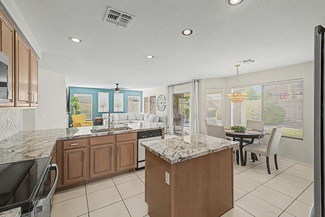 7464 W Potter Drive, Glendale, AZ 85308