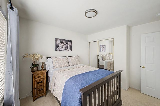 7464 W Potter Drive, Glendale, AZ 85308