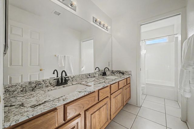 7464 W Potter Drive, Glendale, AZ 85308