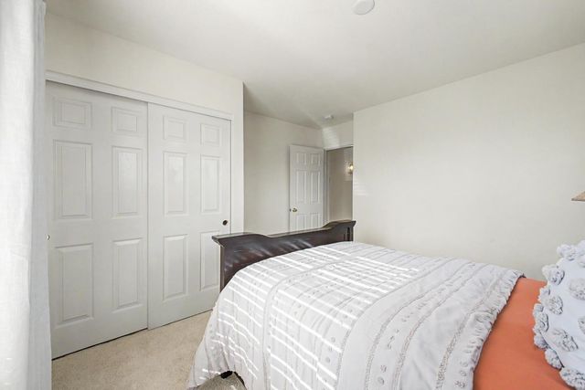 7464 W Potter Drive, Glendale, AZ 85308