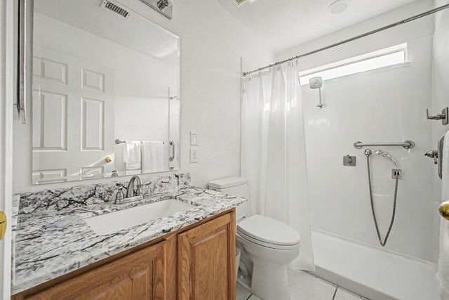 7464 W Potter Drive, Glendale, AZ 85308