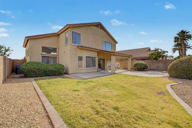 7464 W Potter Drive, Glendale, AZ 85308