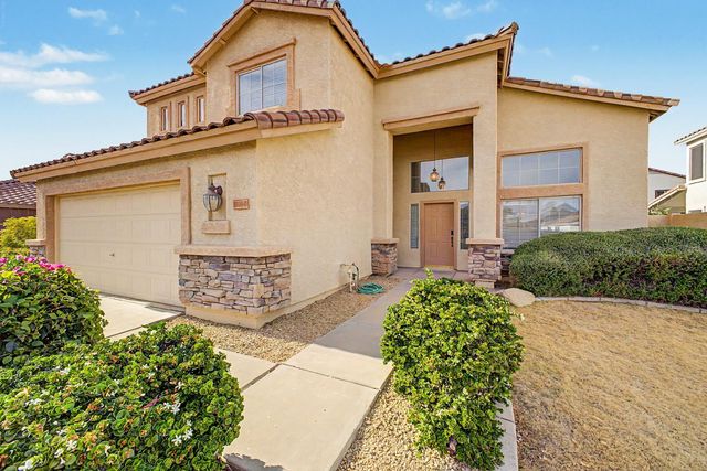 7464 W Potter Drive, Glendale, AZ 85308