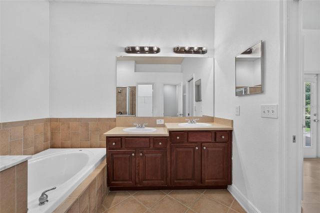 1143 WRIGHTSWYNDE COURT, Wesley Chapel, FL 33543