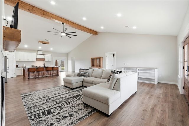 16731 Patton Road, Pea Ridge, AR 72751