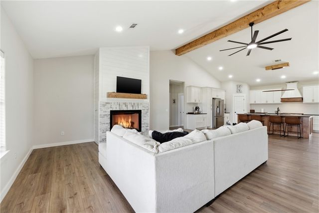 16731 Patton Road, Pea Ridge, AR 72751