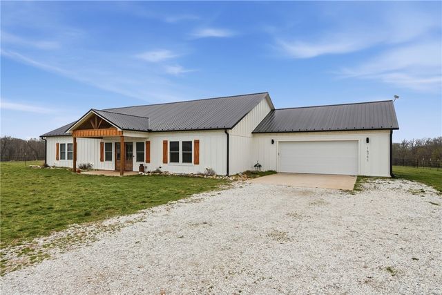 16731 Patton Road, Pea Ridge, AR 72751