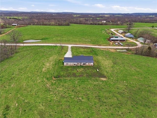 16731 Patton Road, Pea Ridge, AR 72751
