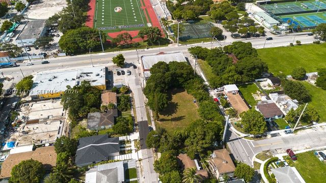 800 NW 36th St, Miami, FL 33127