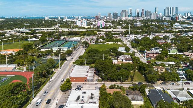 800 NW 36th St, Miami, FL 33127