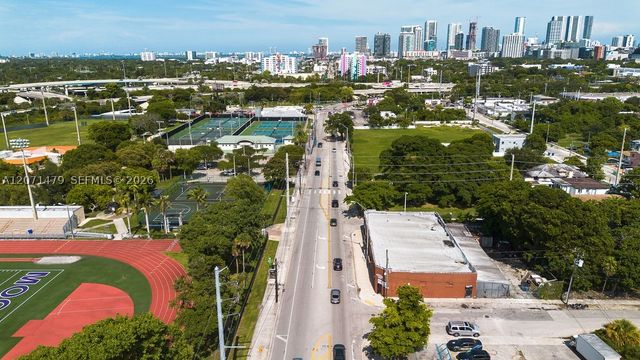 800 NW 36th St, Miami, FL 33127