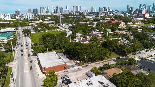 800 NW 36th St, Miami, FL 33127