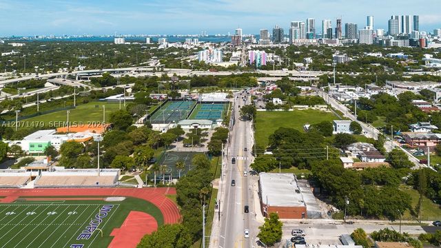 800 NW 36th St, Miami, FL 33127