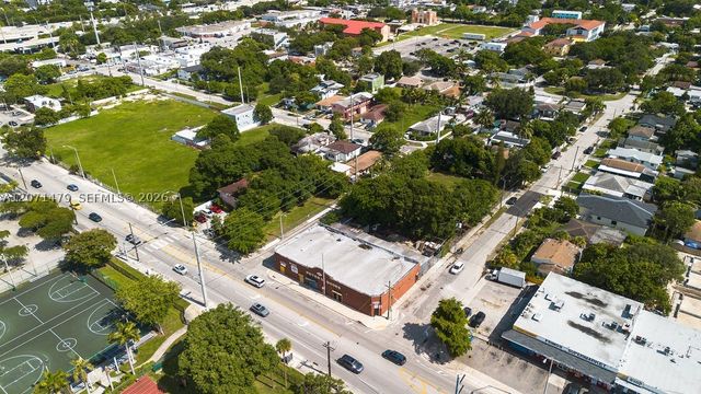 800 NW 36th St, Miami, FL 33127